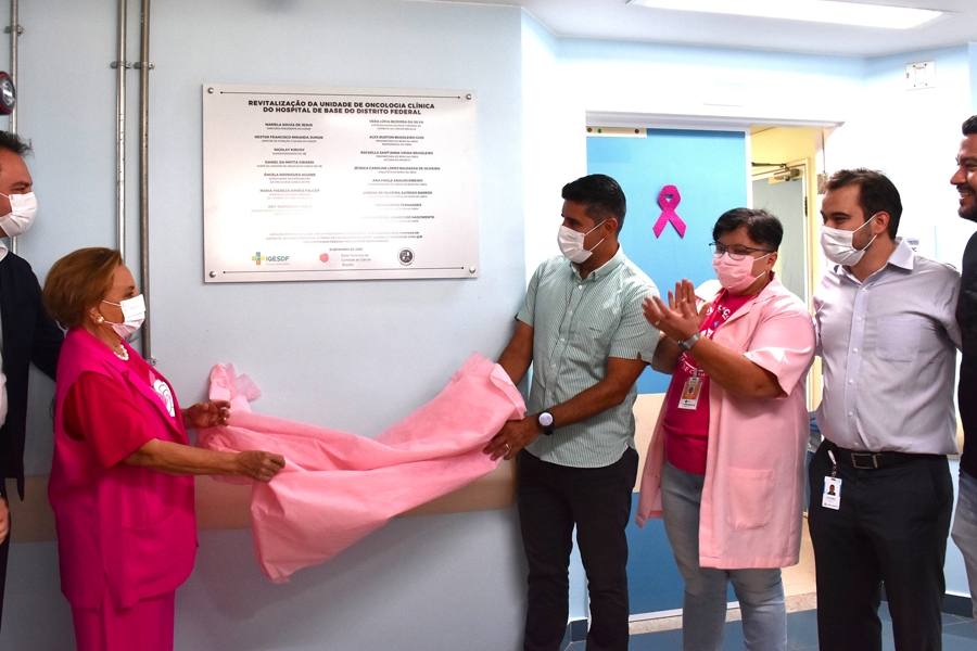 Obra entregue: internação oncológica do Hospital de Base é revitalizada com recursos do deputado Roosevelt Vilela